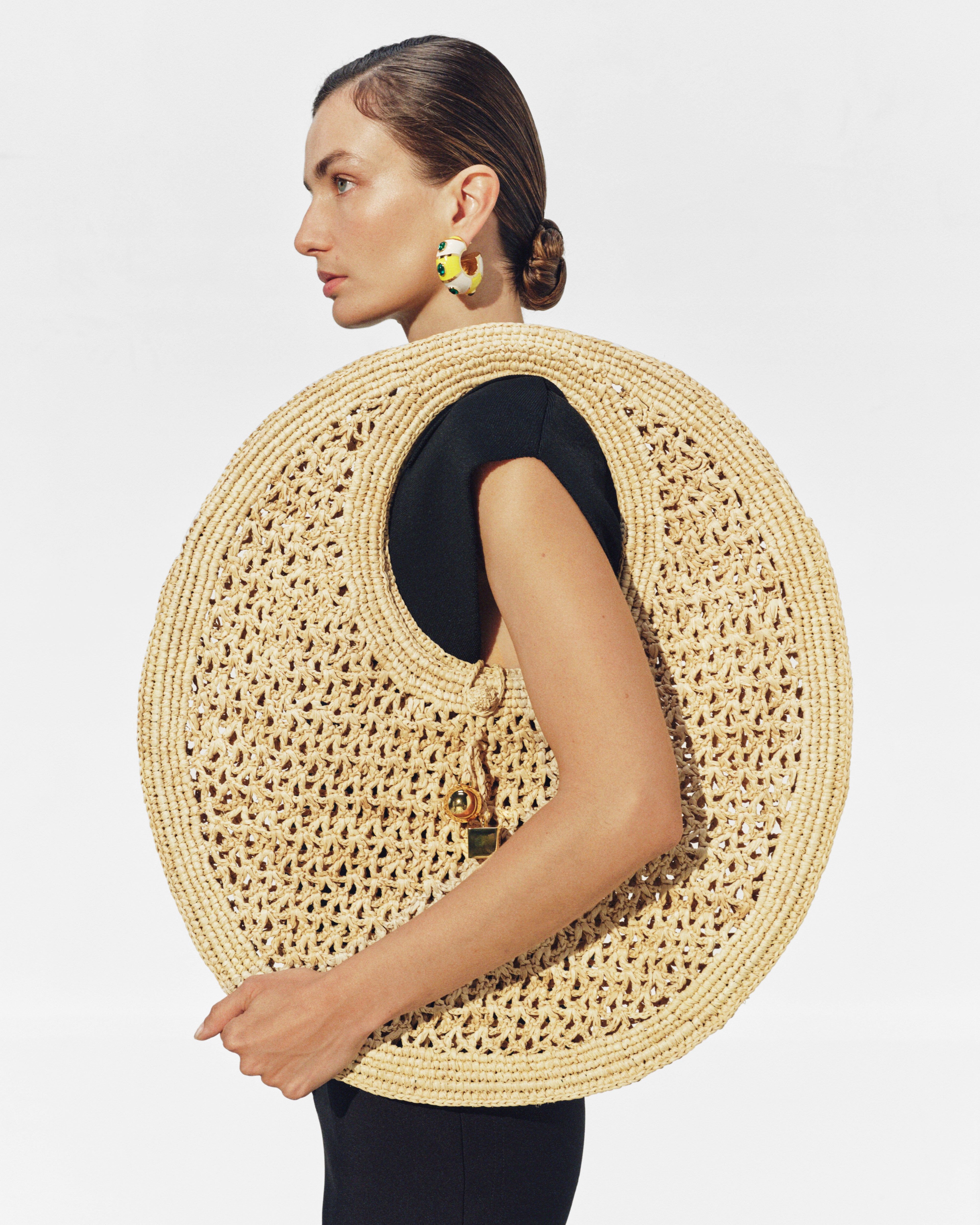 the-spiaggia-round-bag