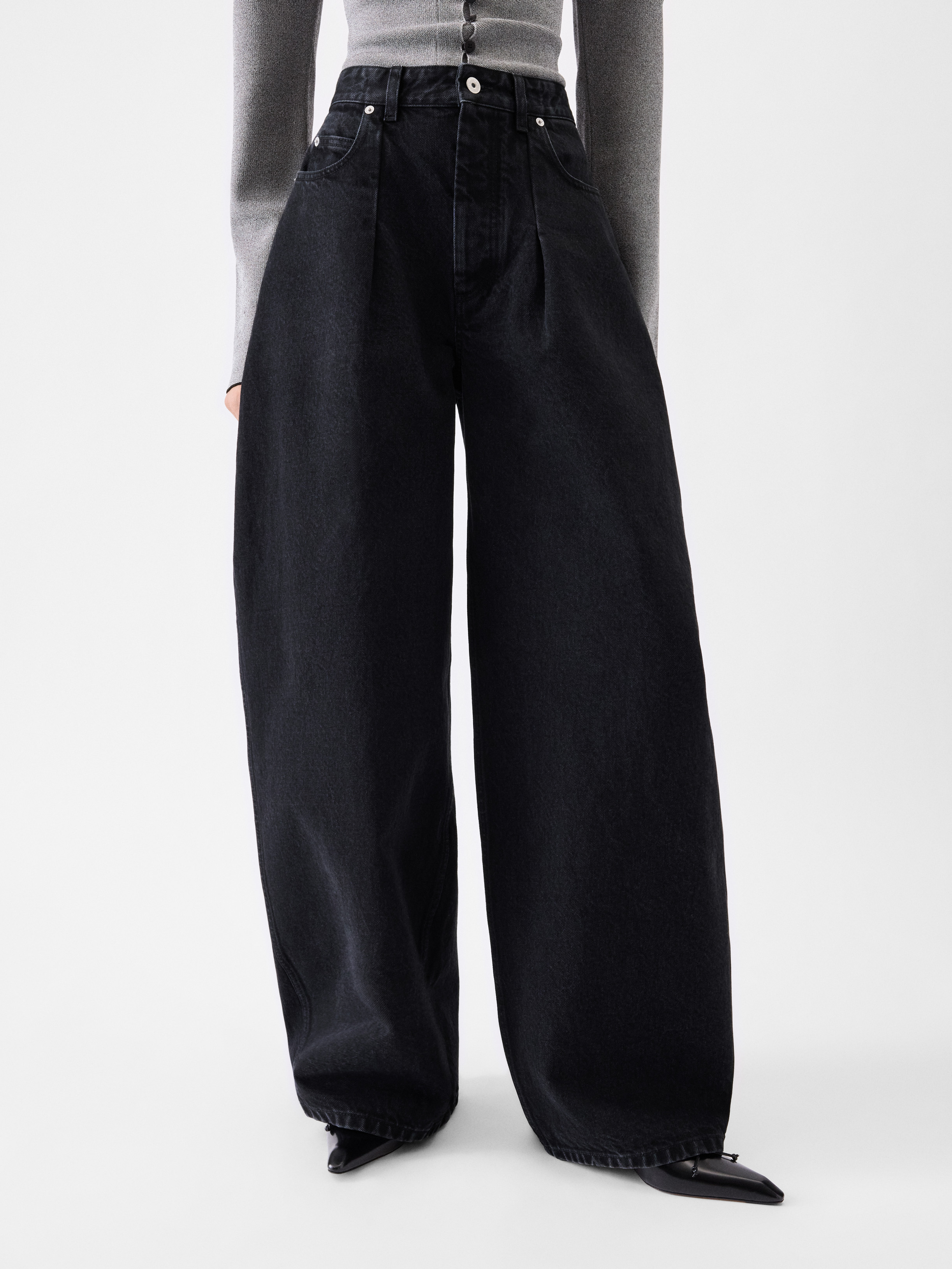 The Ovalo De-nîmes Denim Pants