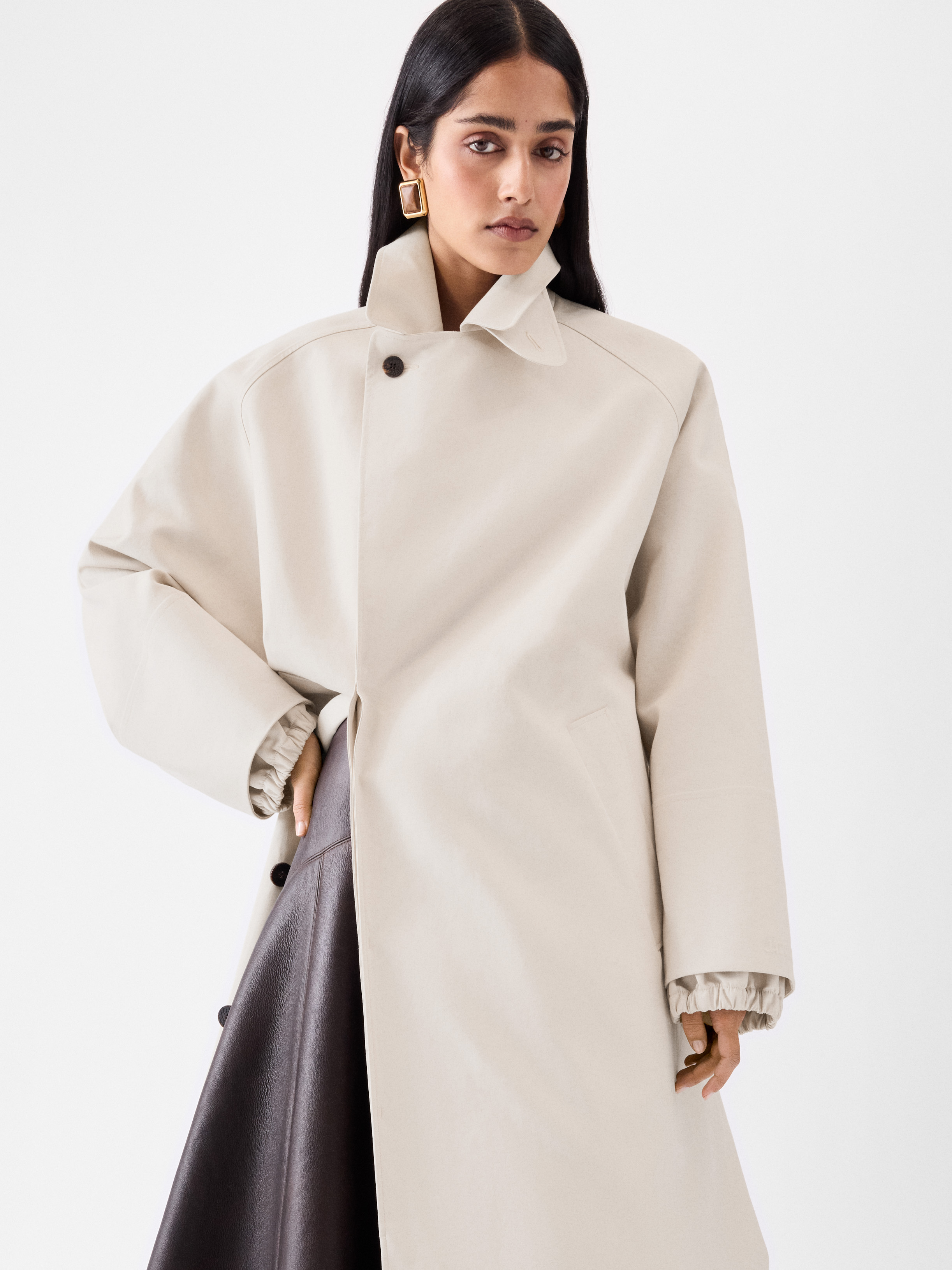 The Trapezi Trench Coat
