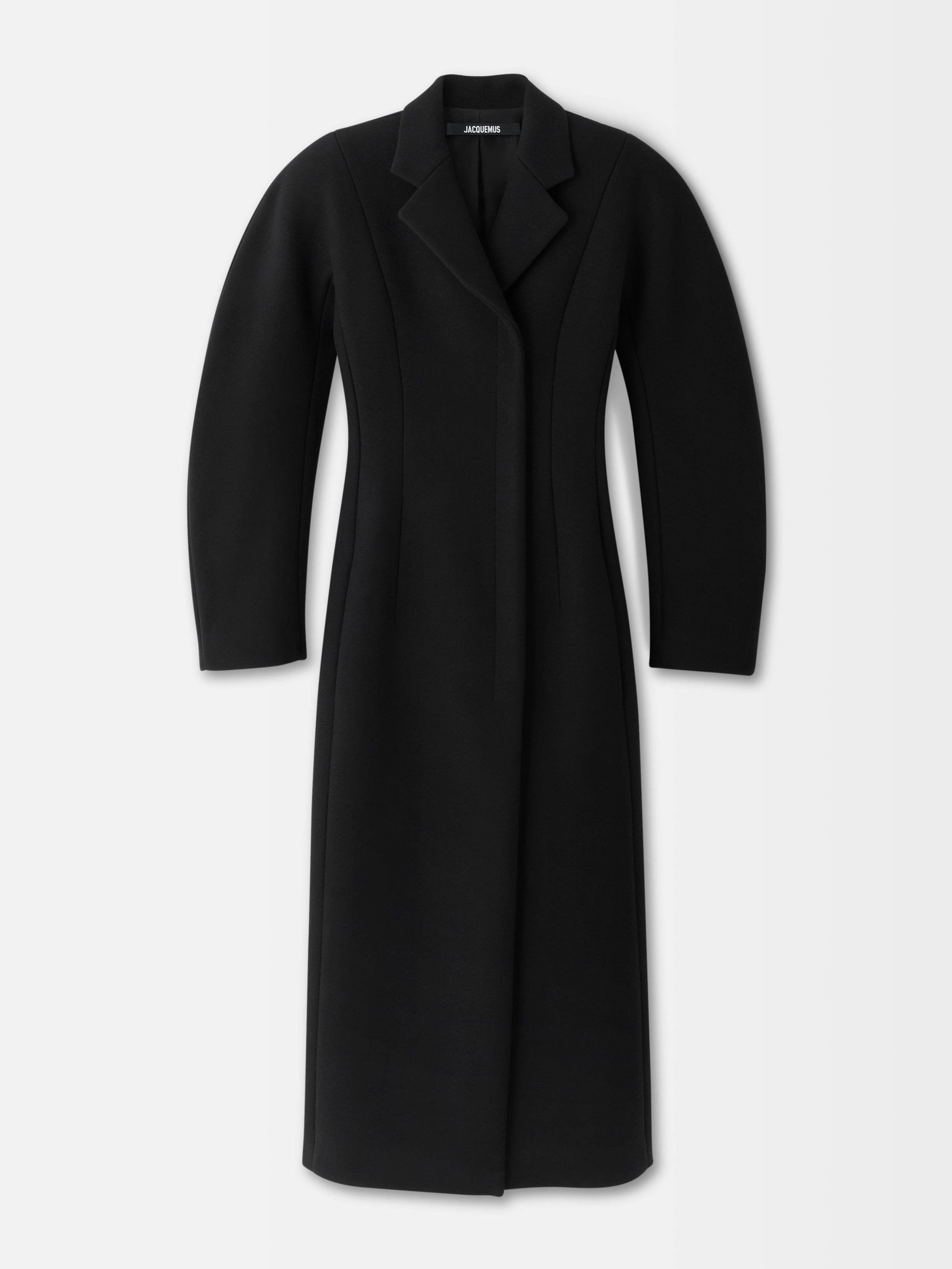 The Curvo Coat