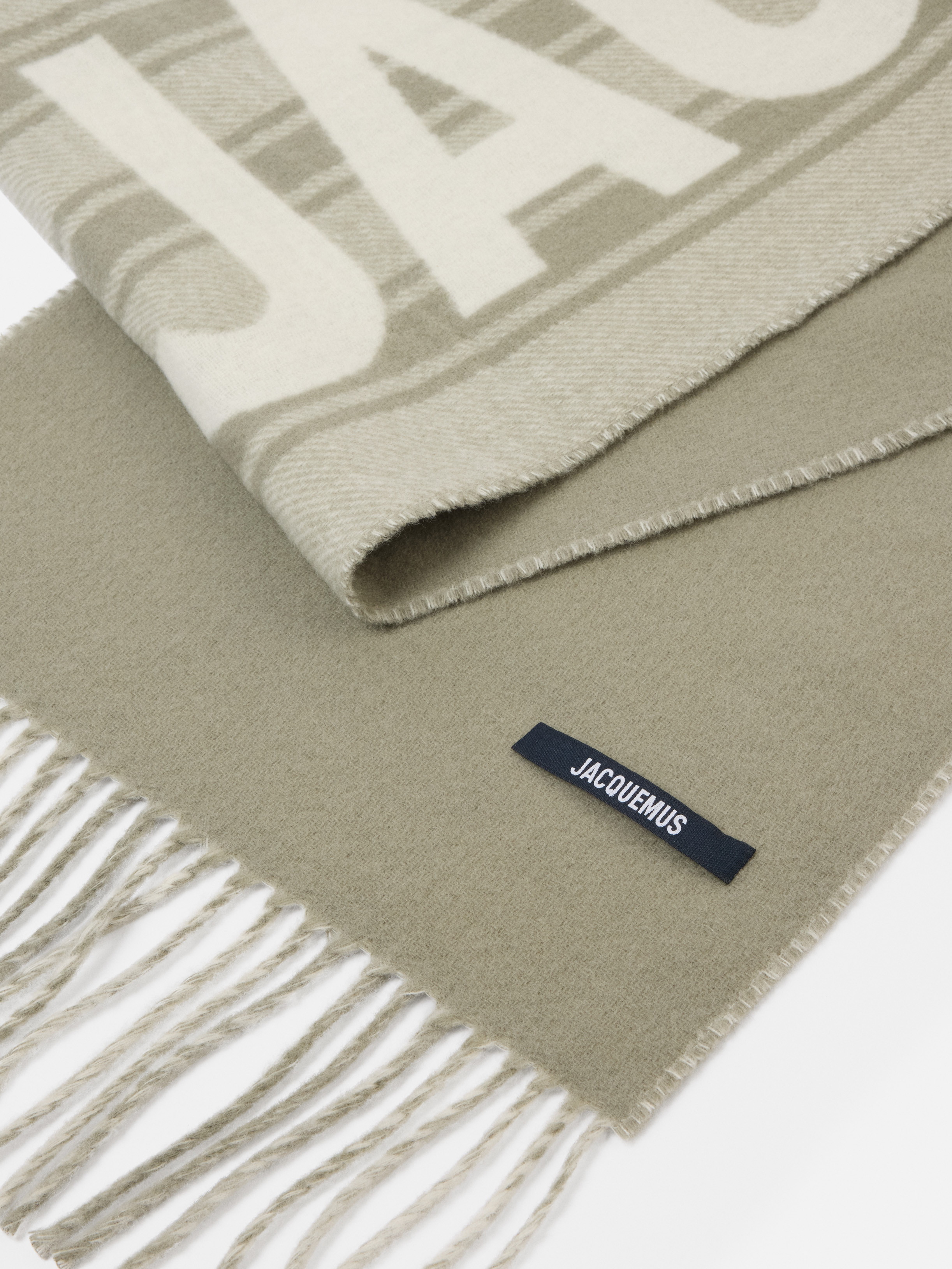The Jacquemus Scarf