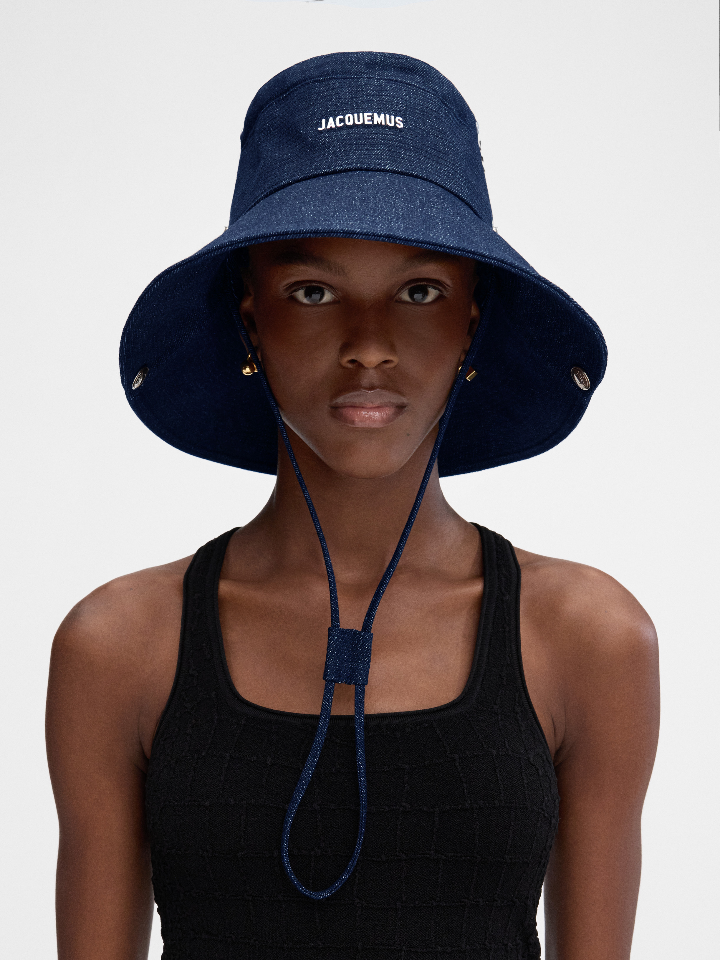 The De-nîmes Denim Bucket Hat