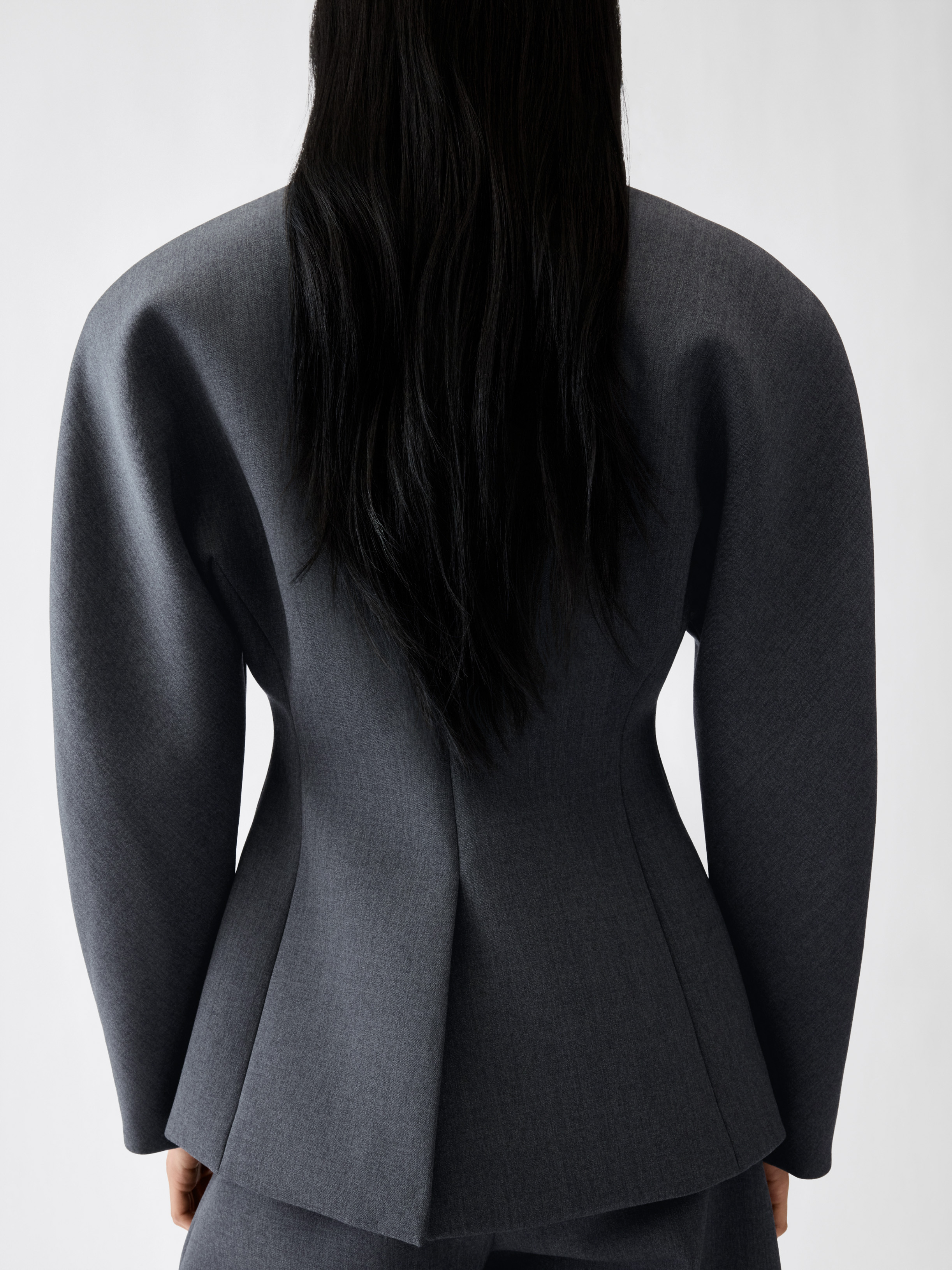 The Ovalo Jacket