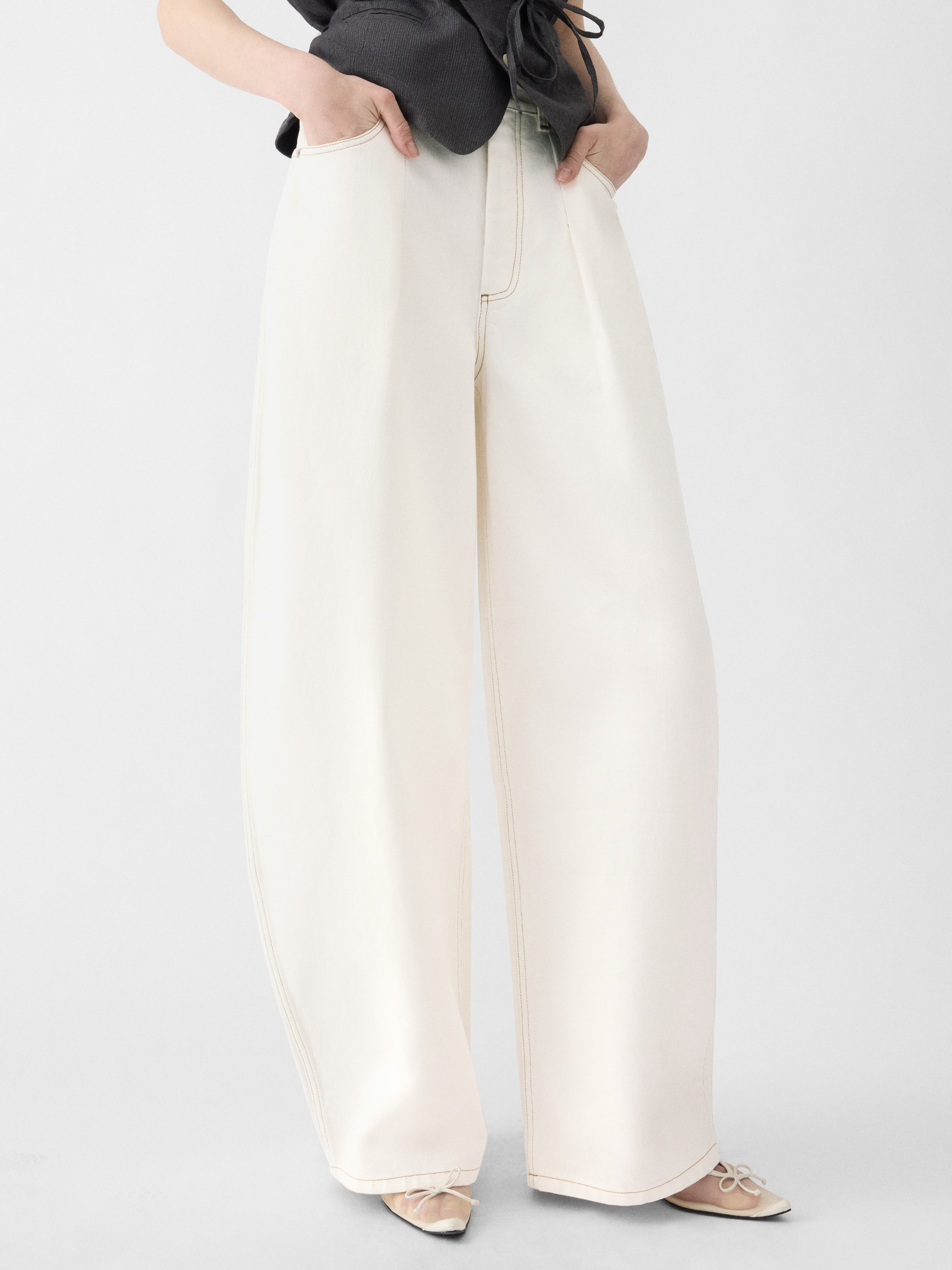The Ovalo De-nîmes Denim Pants