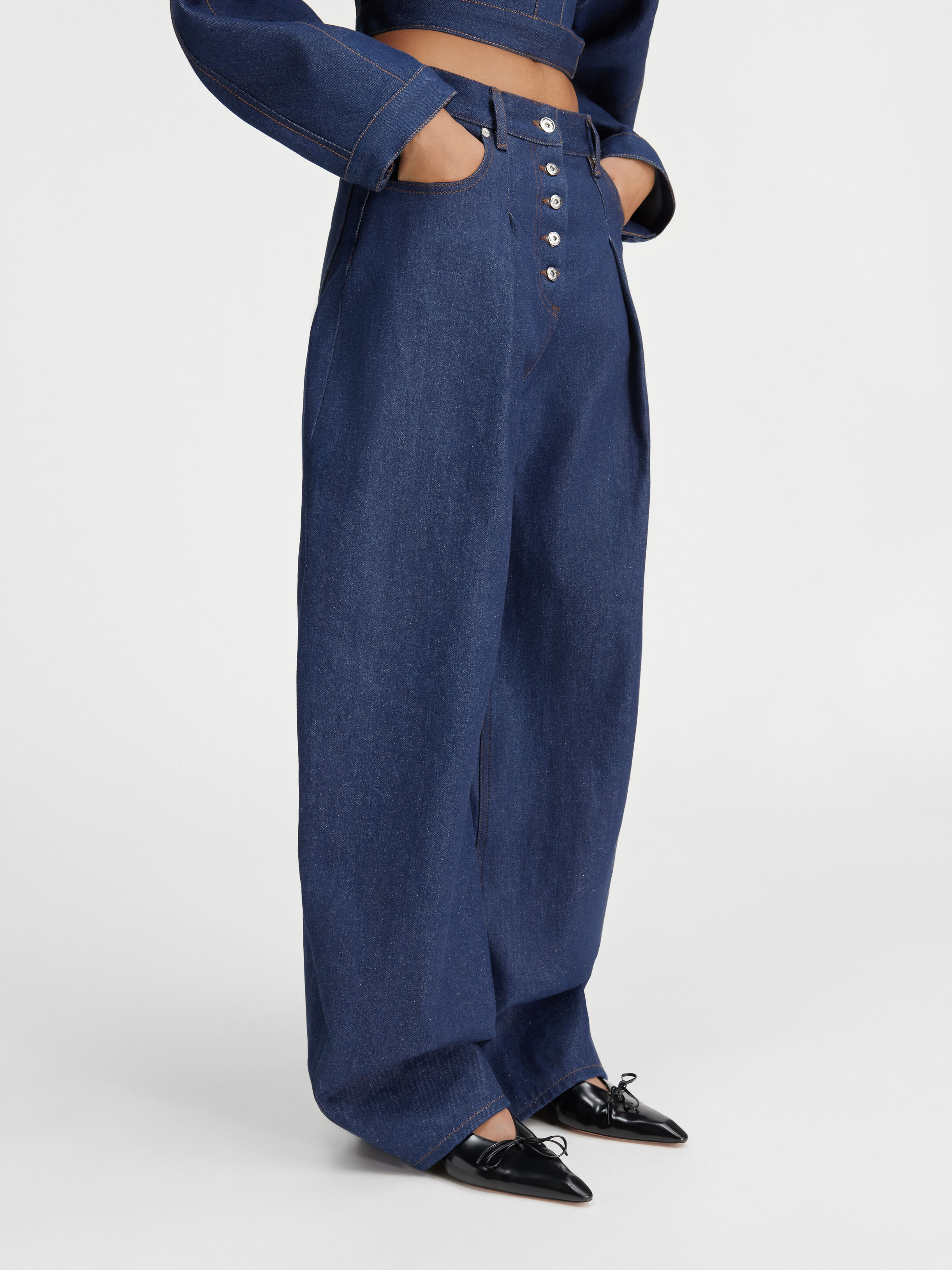 The Ovalo De-nîmes Denim Pants