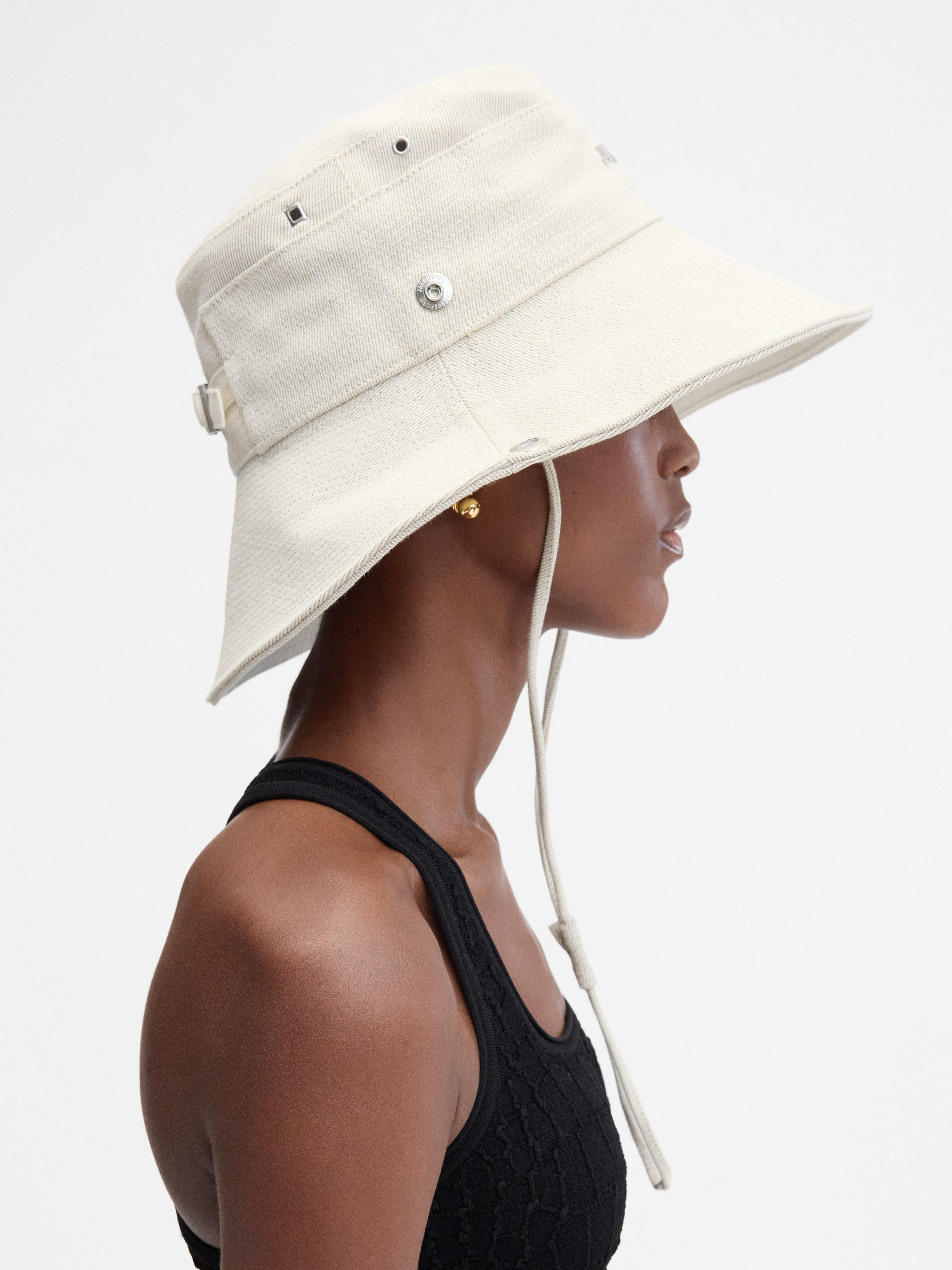 The De-nîmes Denim Bucket Hat