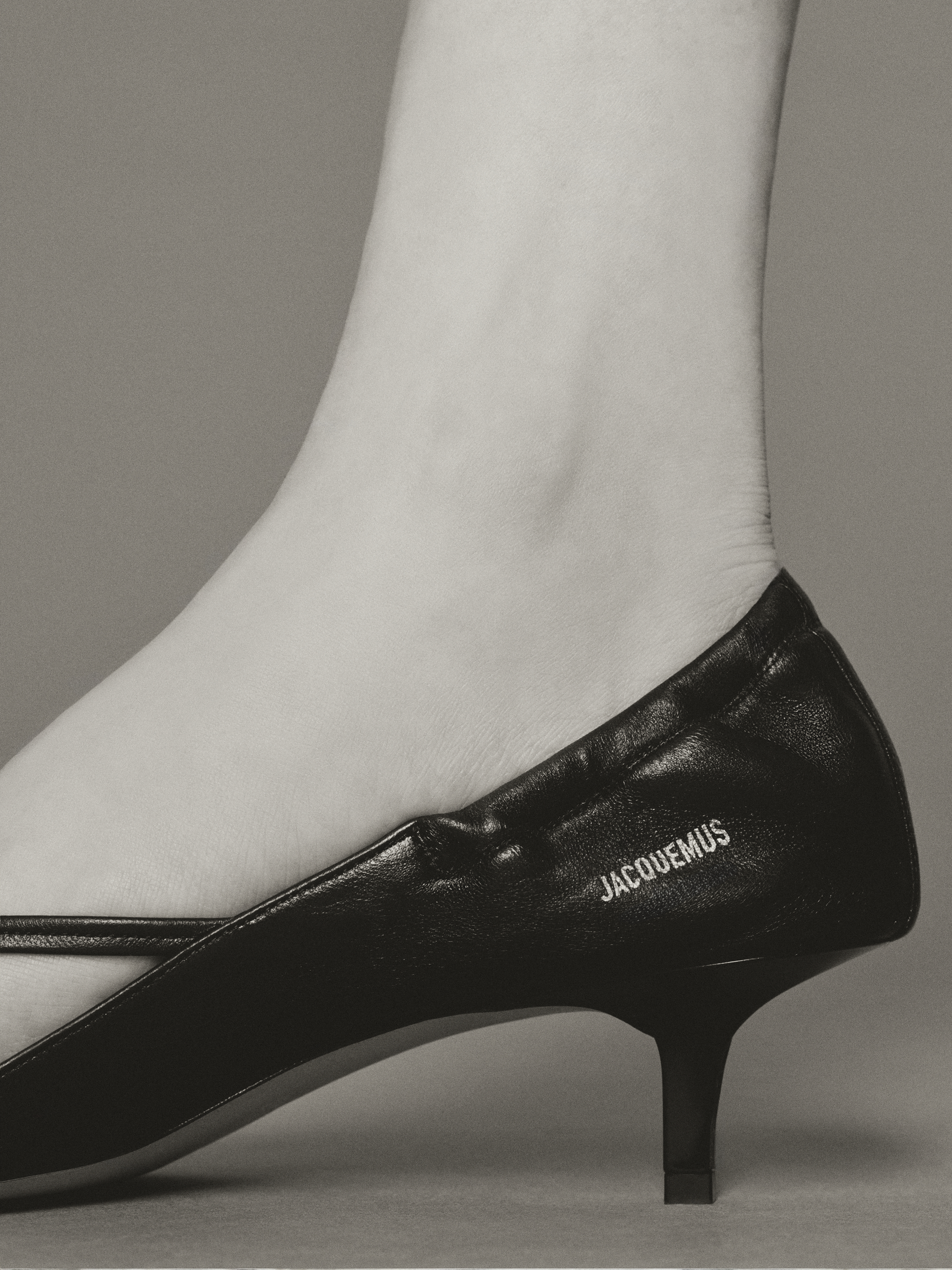 The Low Sandals