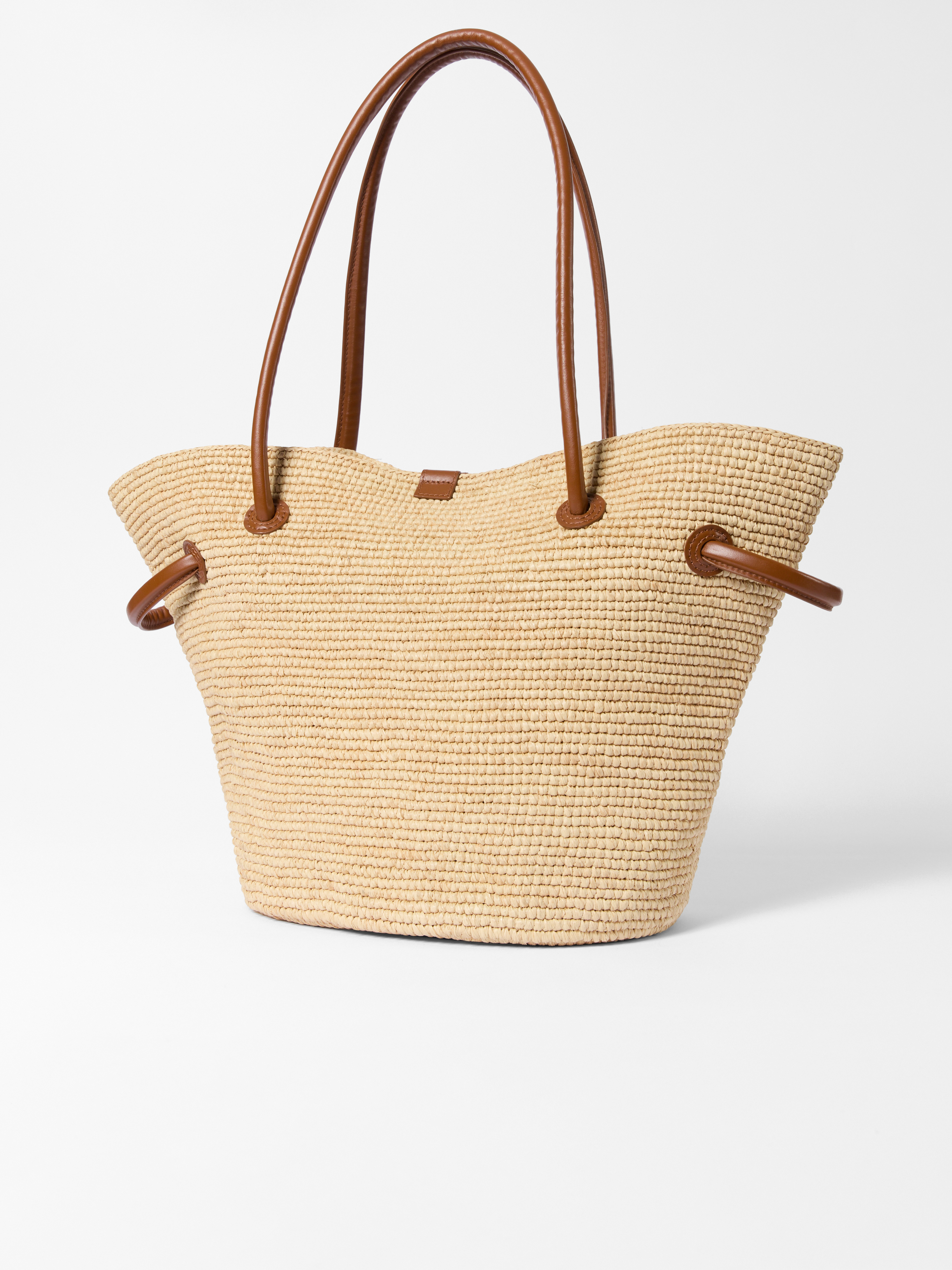 The Turismo Basket