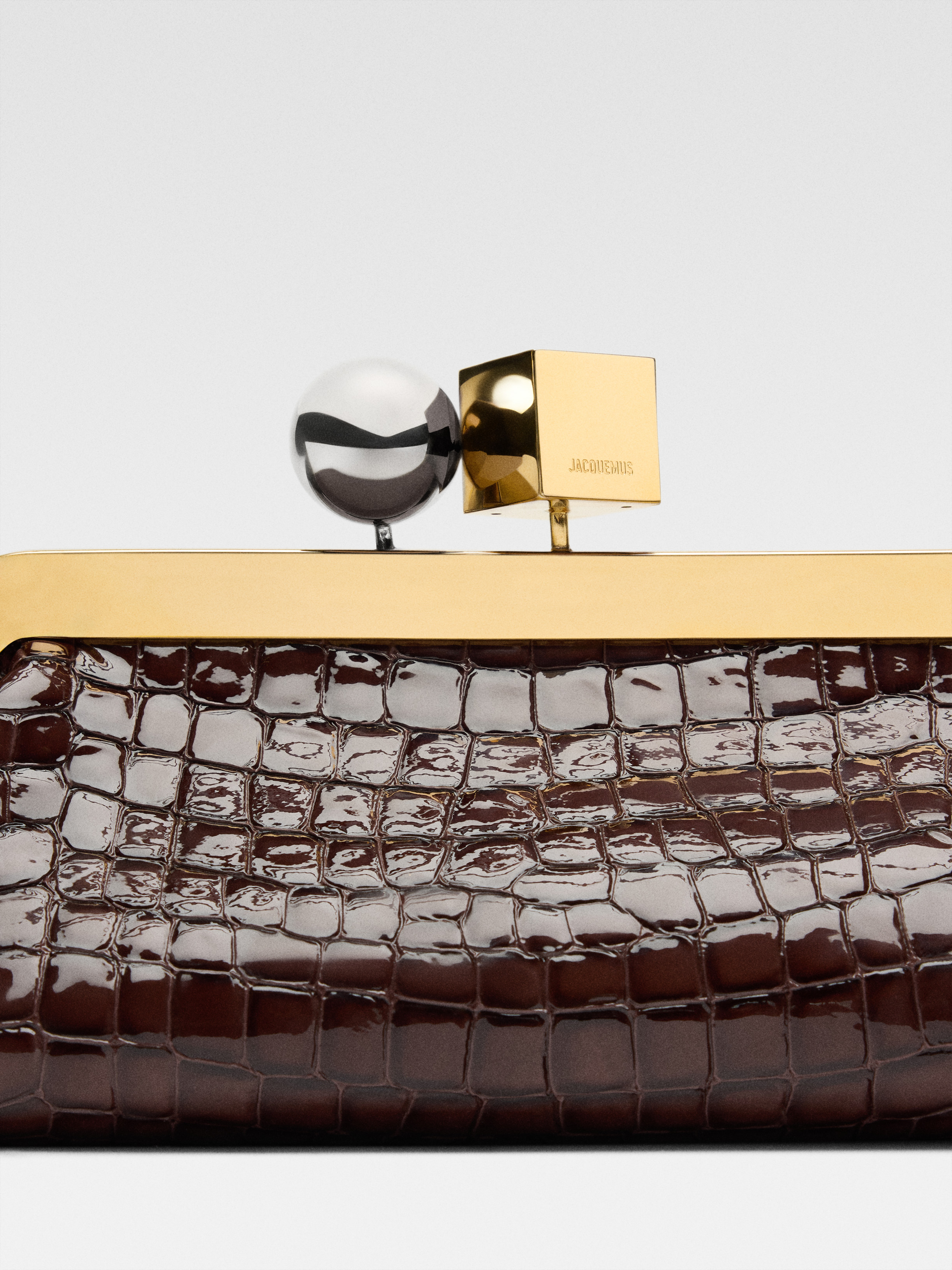 The Salon Clutch
