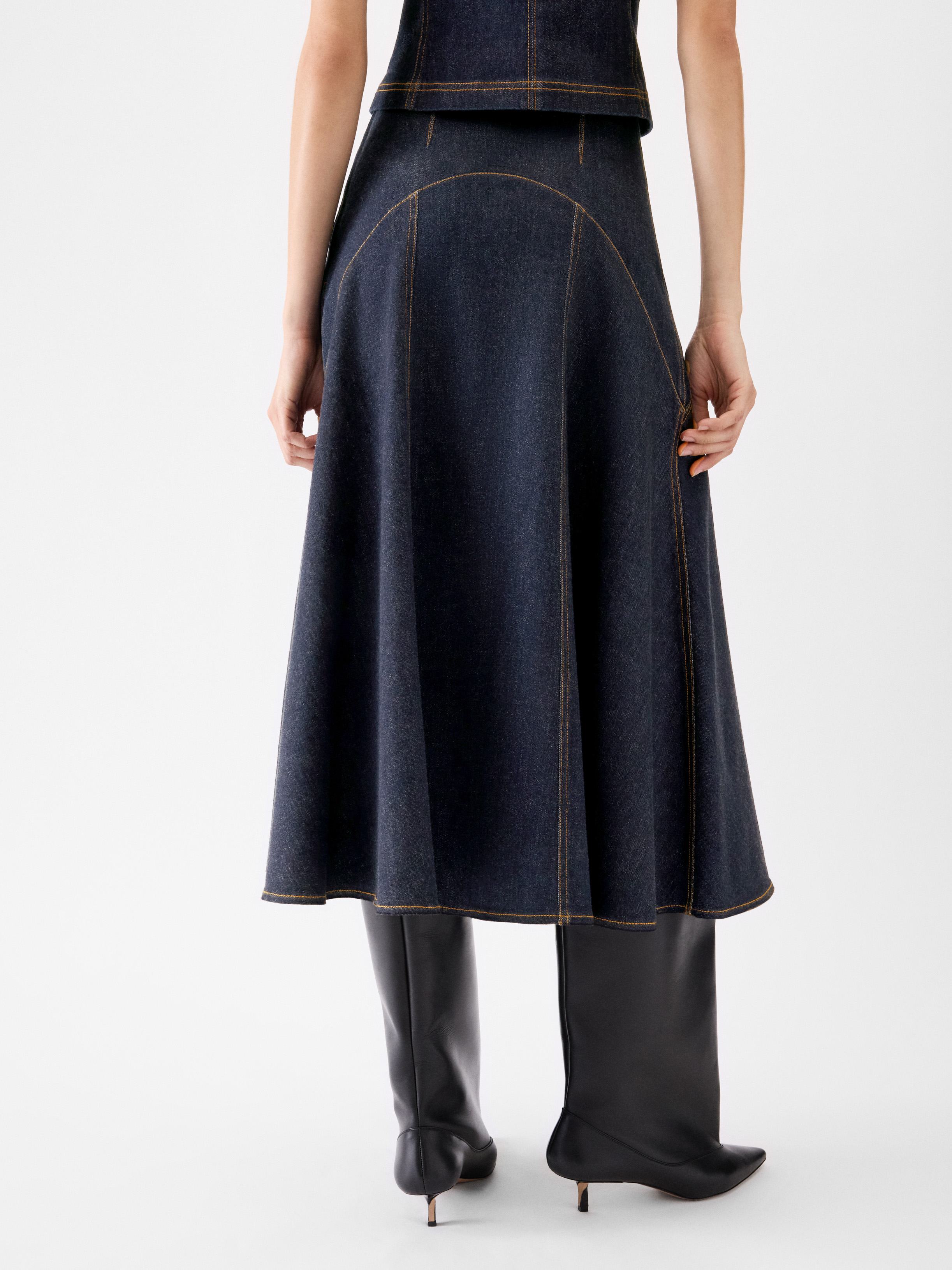 The Triangle De-nîmes Denim Skirt