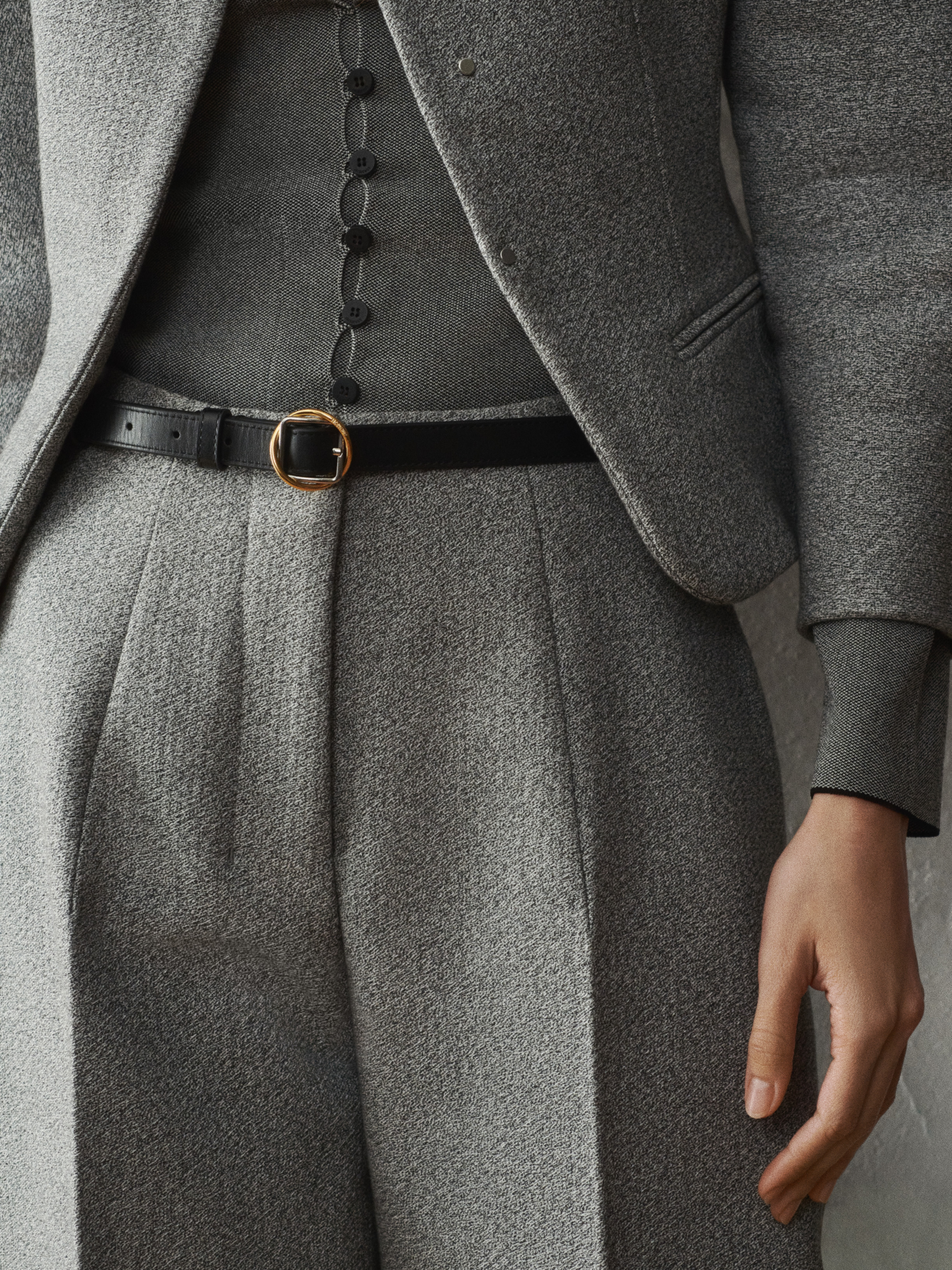 The Salon Belt